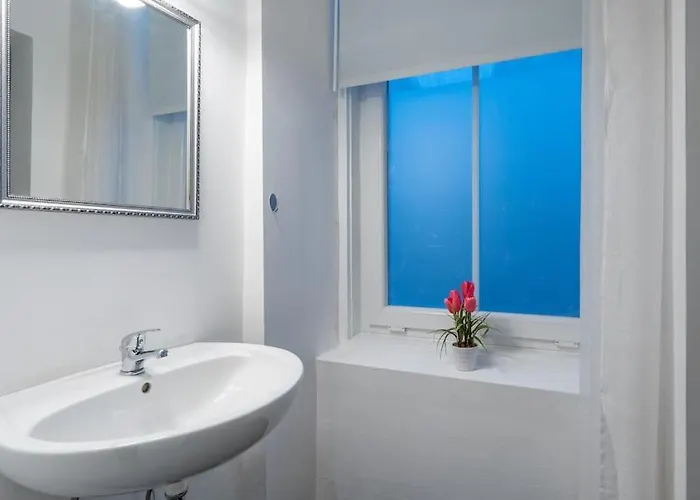 Practical 1br Flat By Center By Hm Appartement